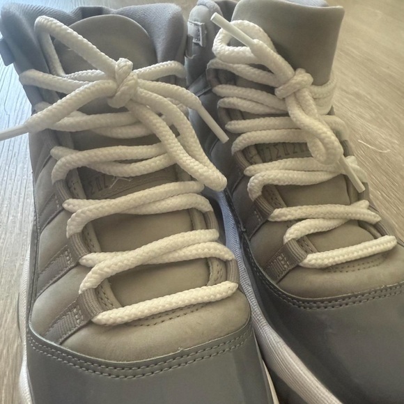 AIR JORDAN RETRO GS “COOL GREY” 11s - Picture 3 of 5